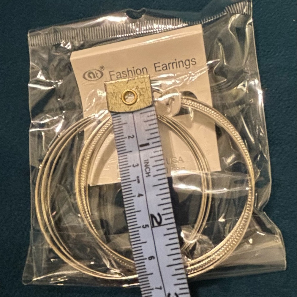 Elegant Silver Hoop Earrings - Picture 7 of 9